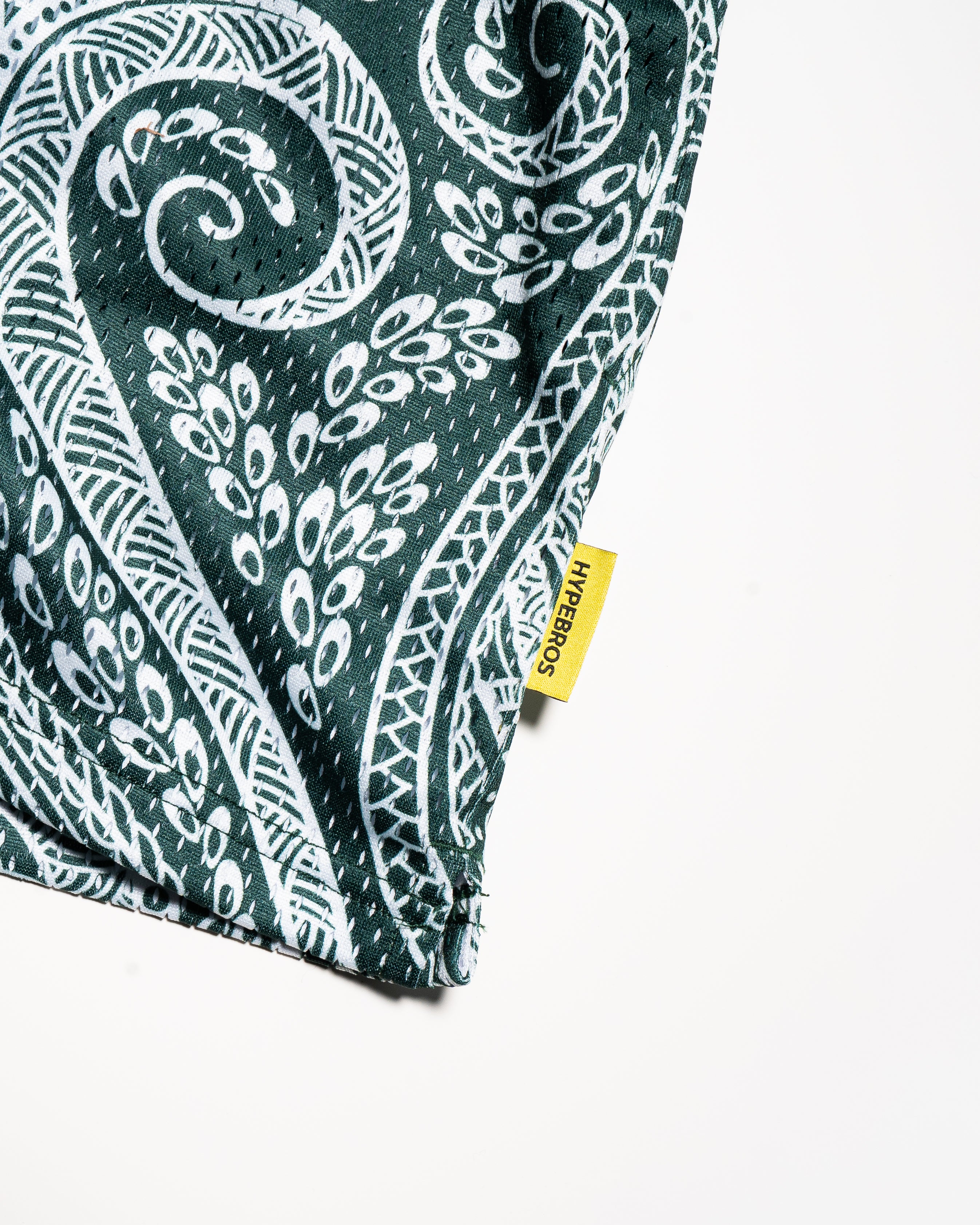 PAISLEY HYPE SHORT